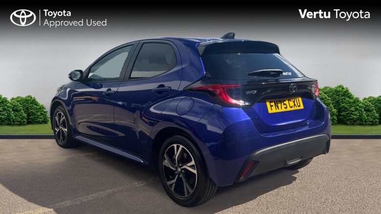 Toyota Yaris 1.5 Hybrid Design 5dr CVT Hybrid Hatchback